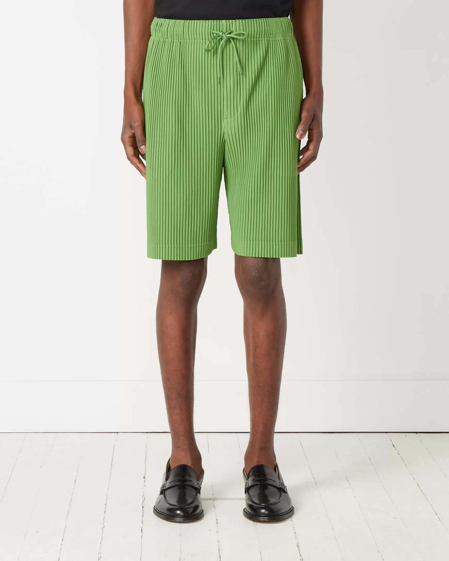 Online Color Pleats Bottoms Man Shorts