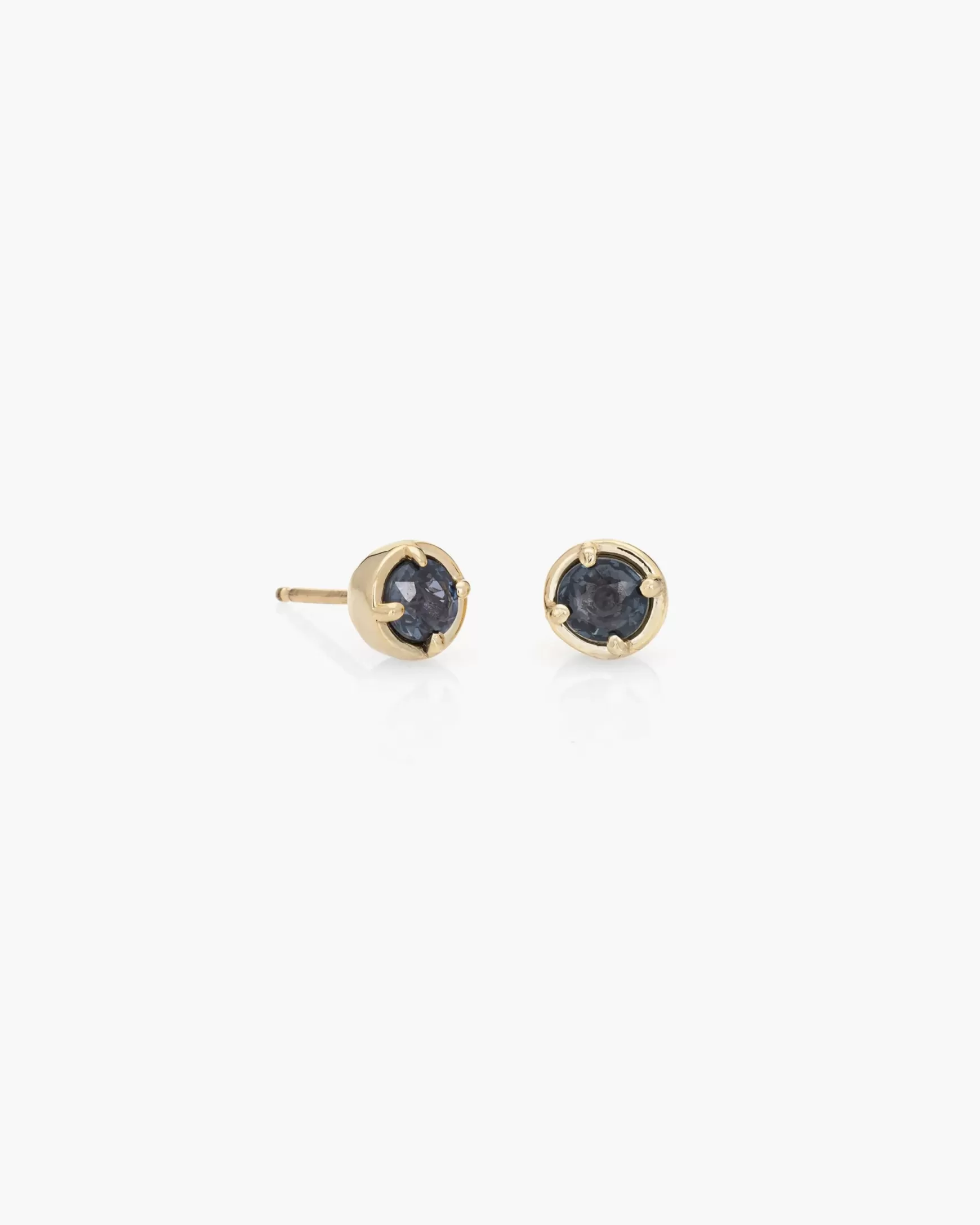 New Dot Studs Woman Jewelry