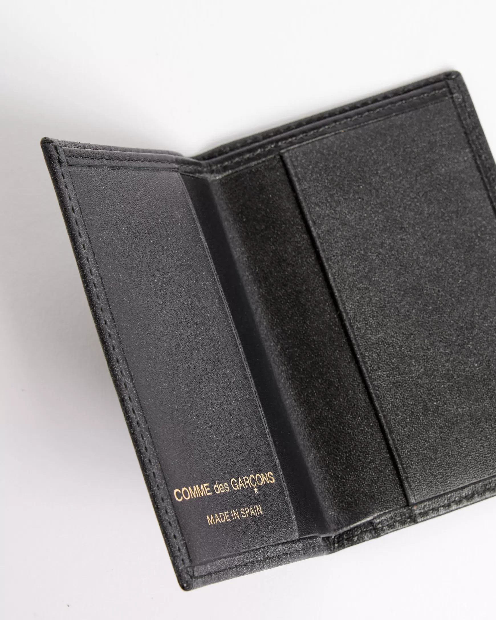 New Mohawk General Store | Comme Des Garcons | 6400 Classic Leather Line Wallet In Black Woman Wallets & Bags